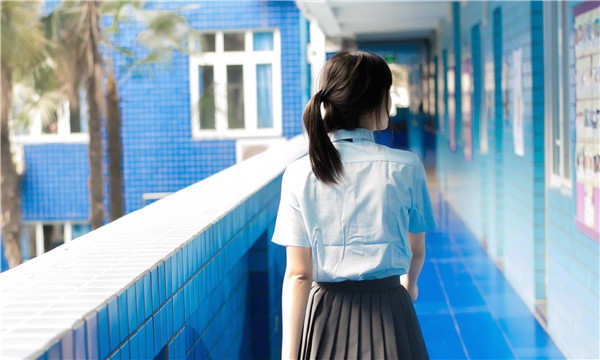 大余如何找到一个可以帮助我生孩子的女人？